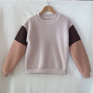 NWOT✨American Eagle Tri-Colored Sherpa XXS